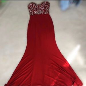 Red Mermaid Style Formal Dress